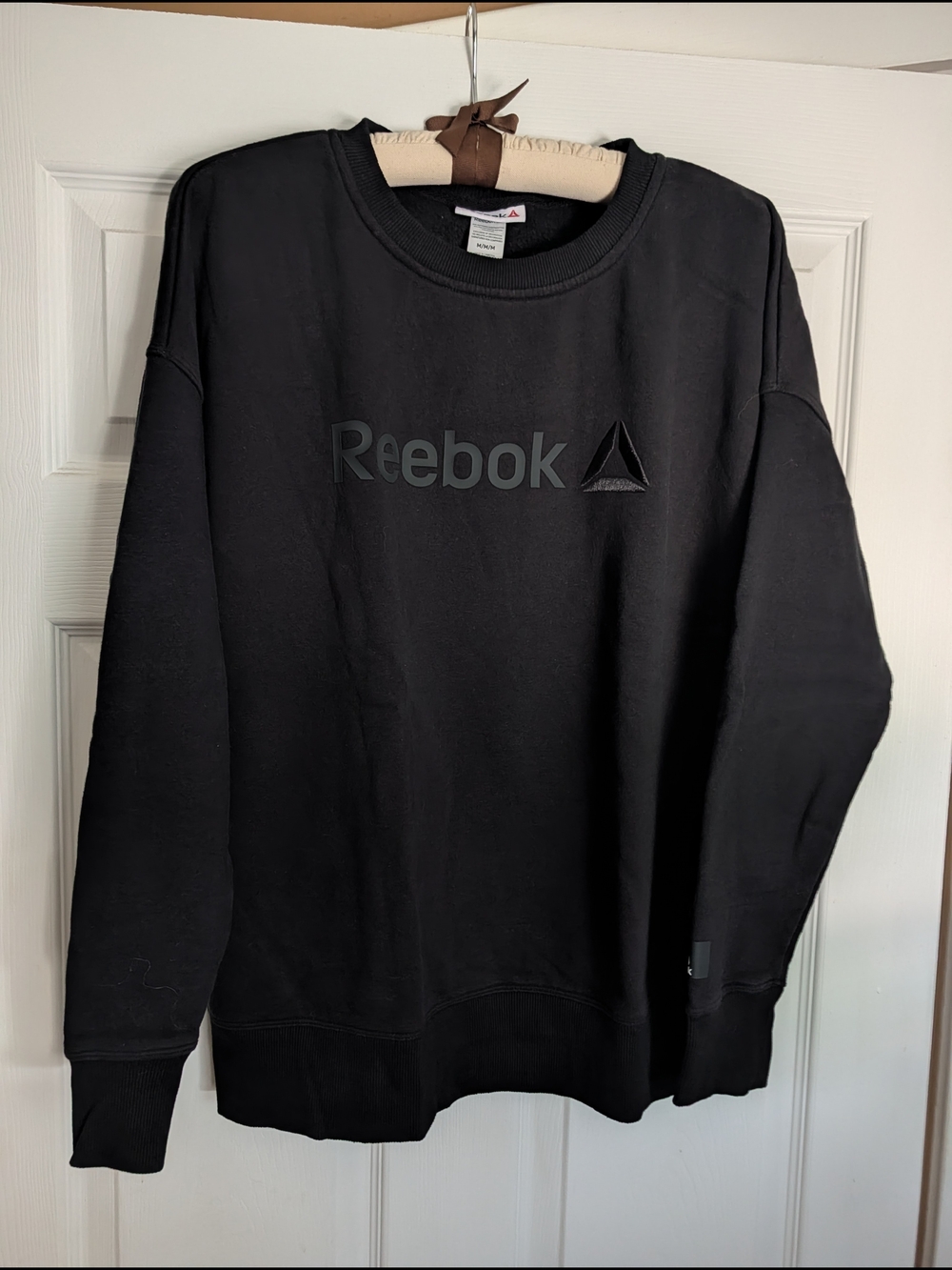 Reebok Black Crewneck Sweatshirt with Subtle Logo